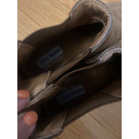 Steve Madden Dover women's suede brown chelsea elastic side ankle booties sz 8.5 - Picture 7 of 8
